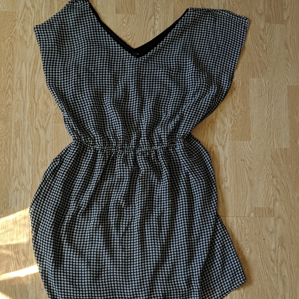 Black and white spring dress